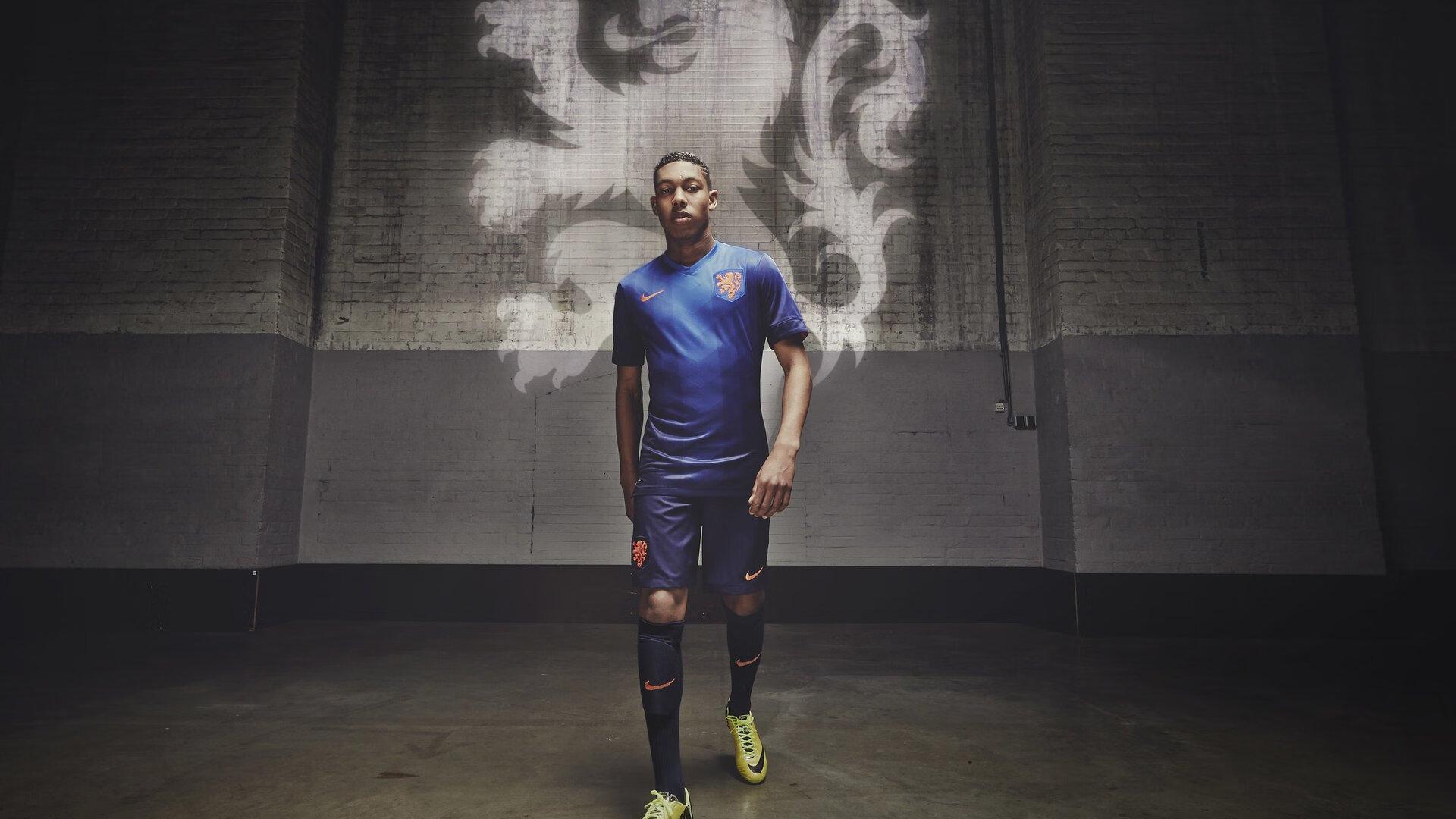 费德勒退役一周年回顾,传奇谢幕,网球世界永恒的记忆